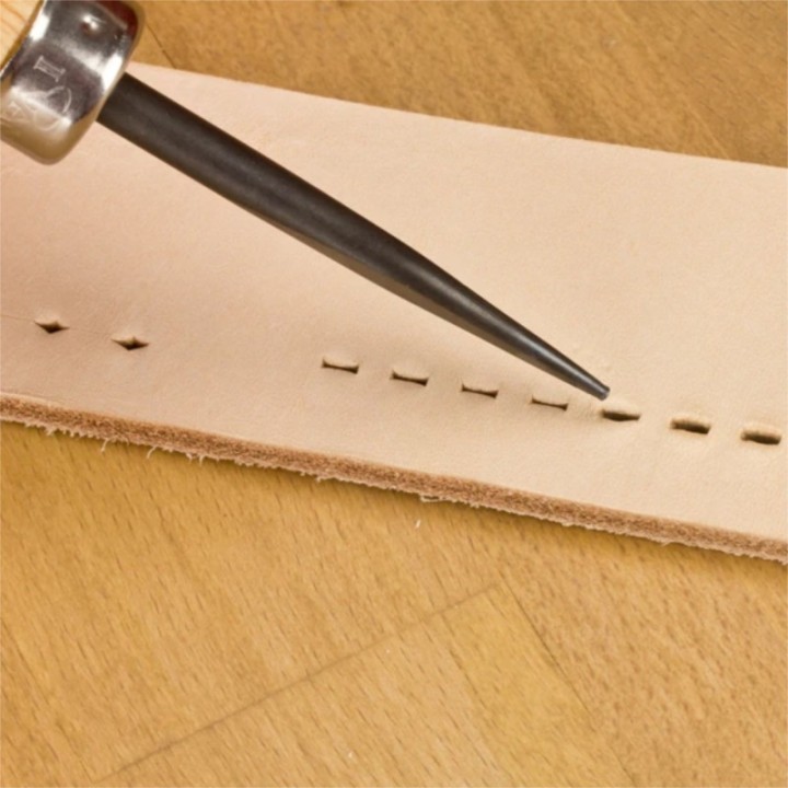 Lacing and sewing fid