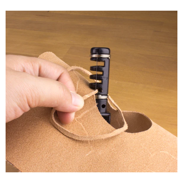 Lace Maker