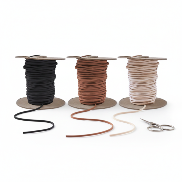 Lacet plat en cuir de Buffle